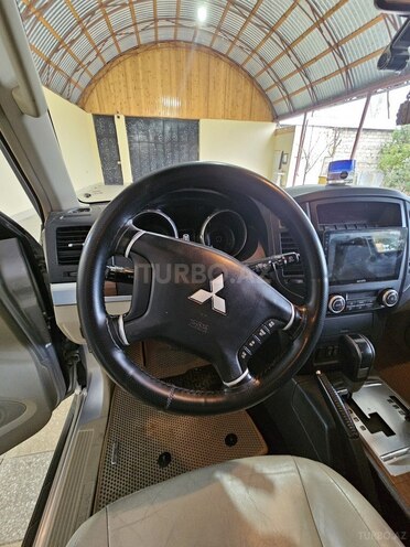 Mitsubishi Pajero 2007, 292,000 km - 3.0 l - Zərdab