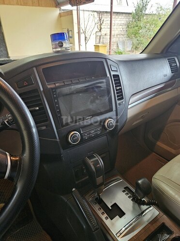 Mitsubishi Pajero 2007, 292,000 km - 3.0 l - Zərdab