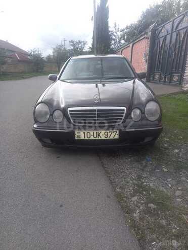 Mercedes E 320 2000, 350,000 km - 3.2 l - Qəbələ