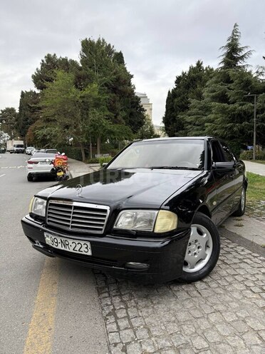 Mercedes C 220 1999, 288,000 km - 2.2 л - Bakı