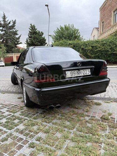 Mercedes C 220 1999, 288,000 km - 2.2 л - Bakı