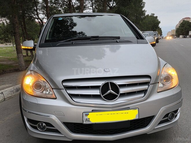 Mercedes B 180 2011, 160,000 km - 1.7 l - Sumqayıt