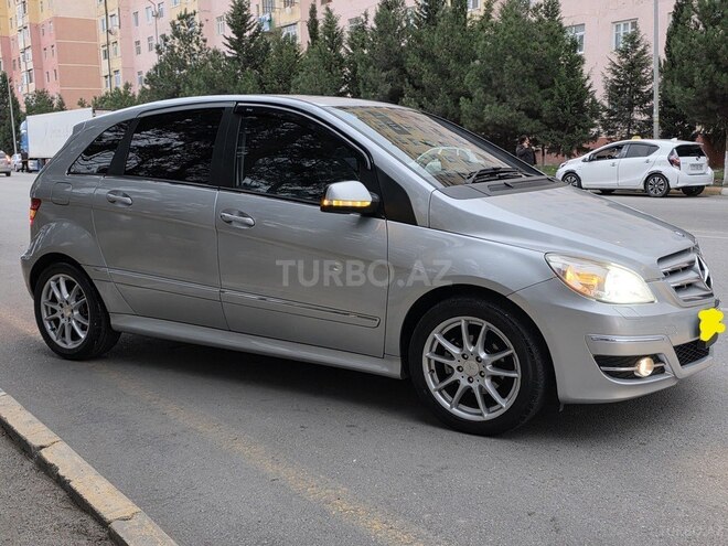Mercedes B 180 2011, 160,000 km - 1.7 l - Sumqayıt