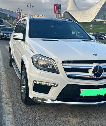 Mercedes GL 500 4MATIC 2015, 87,500 km - 4.7 l - Bakı