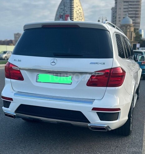 Mercedes GL 500 4MATIC 2015, 87,500 km - 4.7 l - Bakı