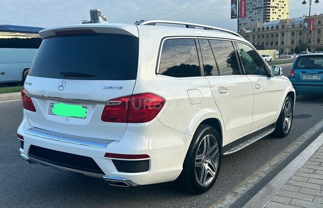 Mercedes GL 500 4MATIC 2015, 87,500 km - 4.7 l - Bakı