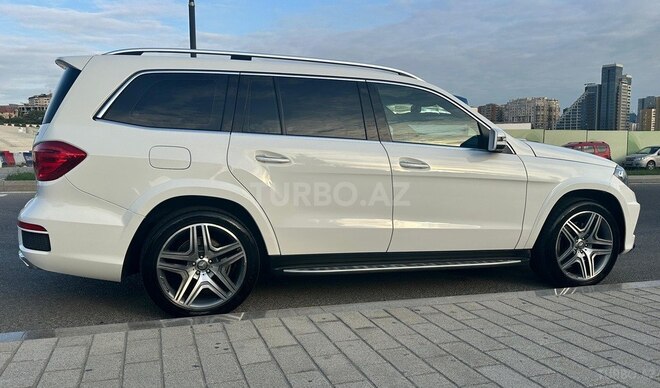 Mercedes GL 500 4MATIC 2015, 87,500 km - 4.7 l - Bakı