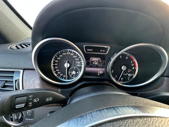 Mercedes GL 500 4MATIC 2015, 87,500 km - 4.7 l - Bakı