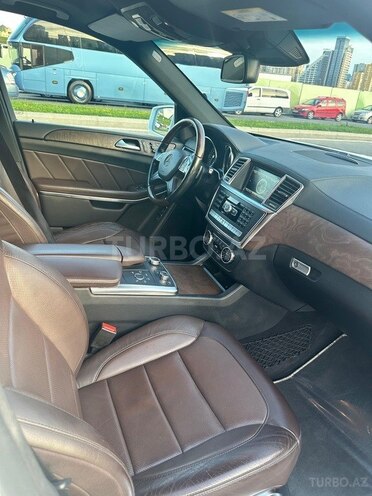 Mercedes GL 500 4MATIC 2015, 87,500 km - 4.7 l - Bakı