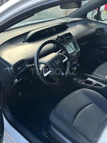 Toyota Prius 2016, 192,000 km - 1.8 l - Bakı