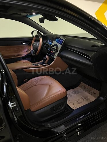 Toyota Avalon-10