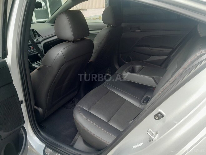 Hyundai Elantra 2017, 93,000 km - 1.6 л - Bakı
