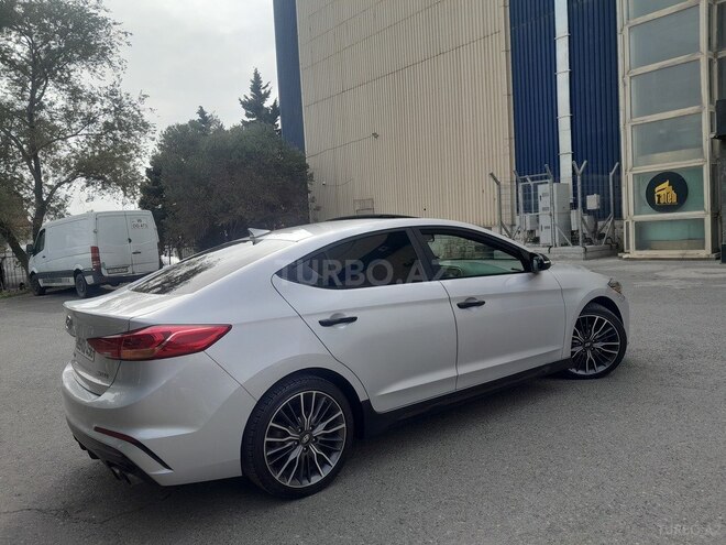 Hyundai Elantra 2017, 93,000 km - 1.6 л - Bakı