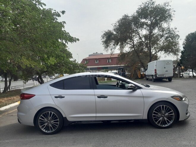 Hyundai Elantra 2017, 93,000 km - 1.6 л - Bakı
