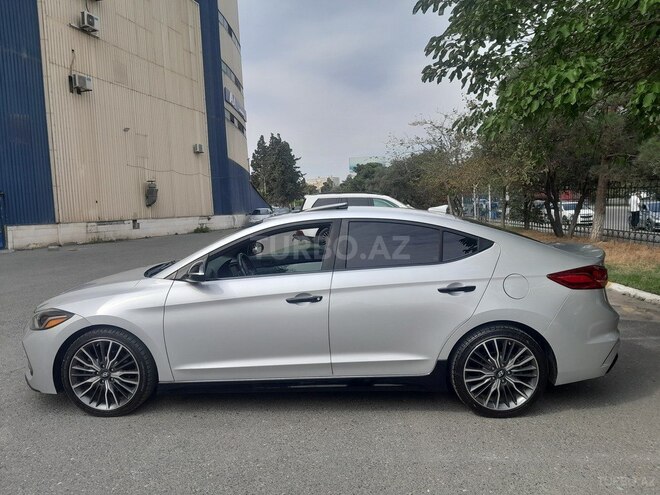 Hyundai Elantra 2017, 93,000 km - 1.6 л - Bakı