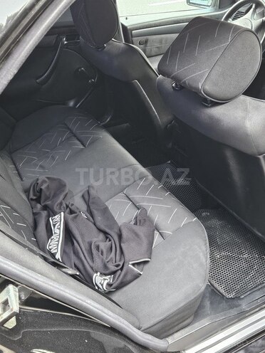 Mercedes C 240 1998, 303,000 km - 2.4 л - Bakı