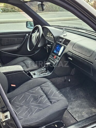 Mercedes C 240 1998, 303,000 km - 2.4 л - Bakı