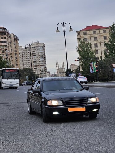 Mercedes C 240 1998, 303,000 km - 2.4 л - Bakı