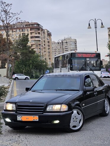 Mercedes C 240 1998, 303,000 km - 2.4 л - Bakı