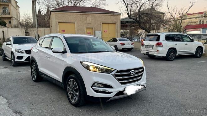 Hyundai Tucson 2017, 220,000 km - 2.0 l - Bakı