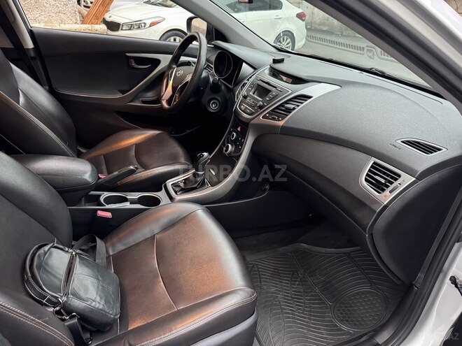 Hyundai Avante 2014, 223,000 km - 1.6 l - Bakı