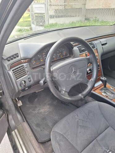 Mercedes E 230 1996, 430,000 km - 2.3 л - Bakı