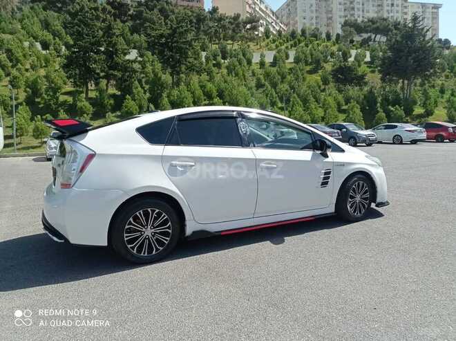 Toyota Prius 2011, 220,000 km - 1.8 l - Bakı