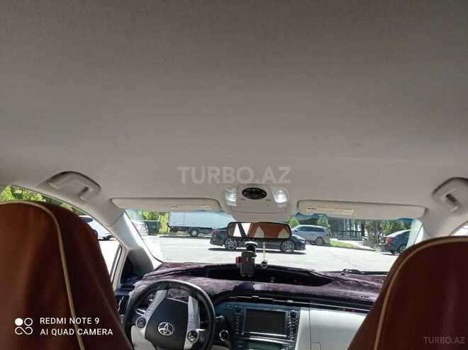 Toyota Prius 2011, 220,000 km - 1.8 l - Bakı