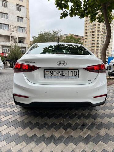 Hyundai Accent 2018, 100,800 km - 1.6 л - Bakı
