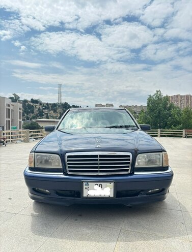 Mercedes C 230 1999, 235,000 km - 2.3 l - Bakı