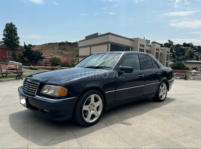 Mercedes C 230 1999, 235,000 km - 2.3 l - Bakı