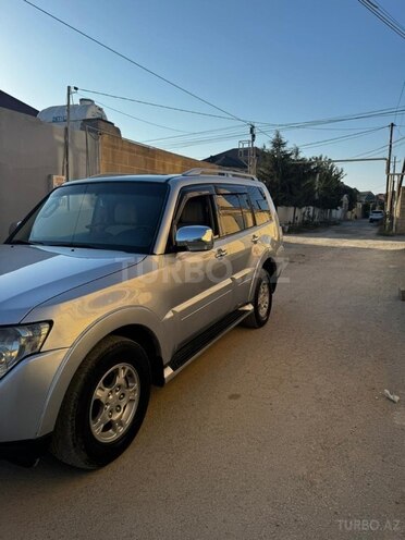 Mitsubishi Pajero 2007, 438,796 km - 3.0 l - Bakı