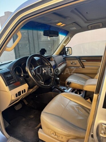Mitsubishi Pajero 2007, 438,796 km - 3.0 l - Bakı