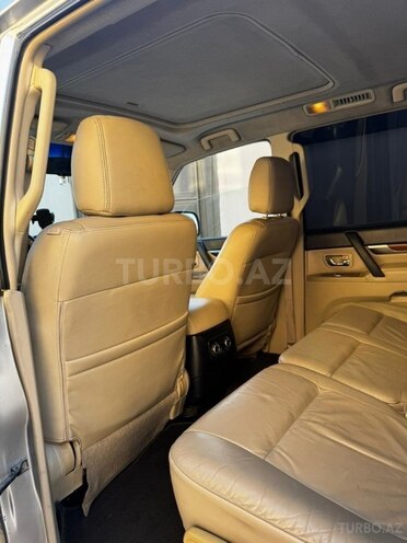 Mitsubishi Pajero 2007, 438,796 km - 3.0 l - Bakı