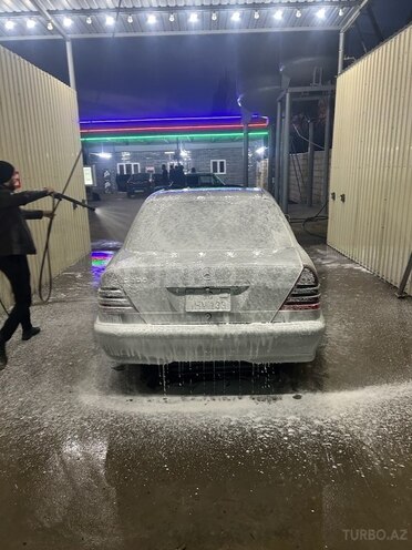 Mercedes C 200 1999, 286,100 km - 2.0 l - Mingəçevir