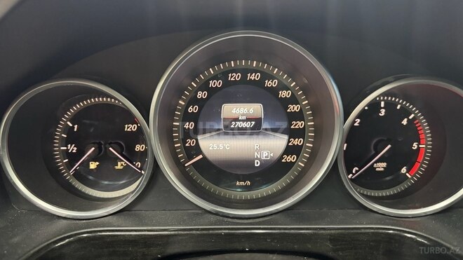 Mercedes E 220 2013, 270,000 km - 2.1 l - Bakı