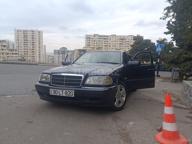 Mercedes C 220 2000, 500,582 km - 2.2 л - Bakı