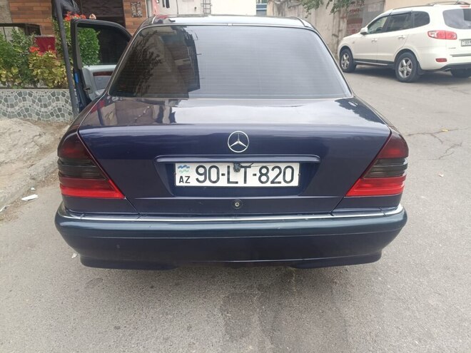 Mercedes C 220 2000, 500,582 km - 2.2 л - Bakı