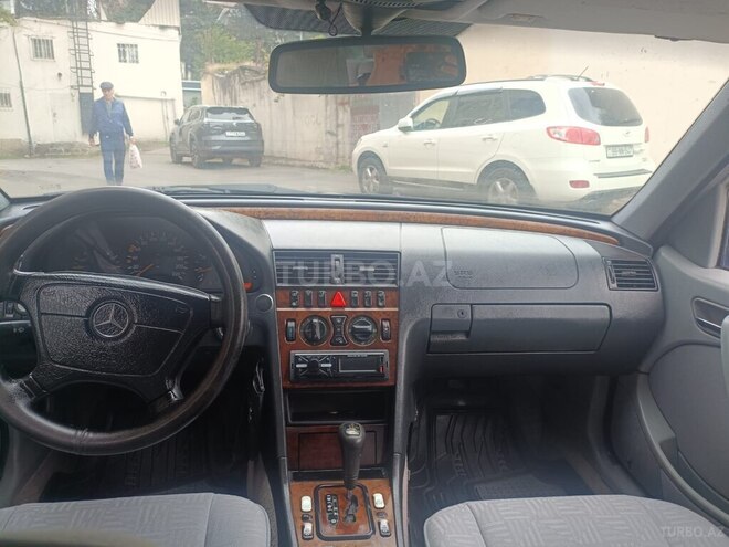 Mercedes C 220 2000, 500,582 km - 2.2 л - Bakı