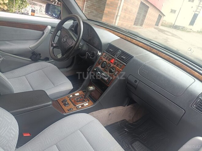 Mercedes C 220 2000, 500,582 km - 2.2 л - Bakı
