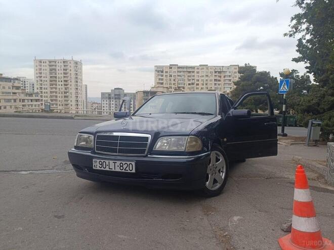 Mercedes C 220 2000, 500,582 km - 2.2 л - Bakı