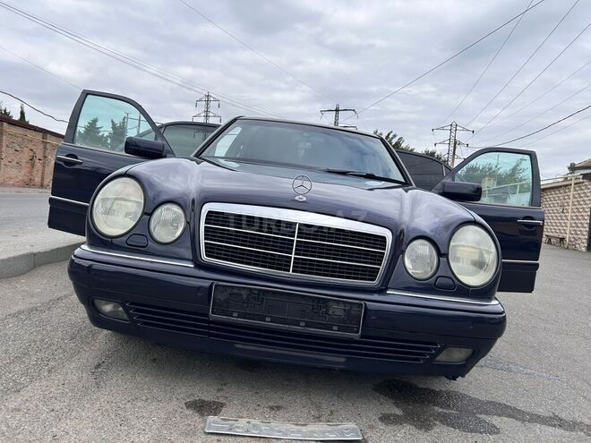 Mercedes E 240 1999, 400,000 km - 2.4 l - Bakı
