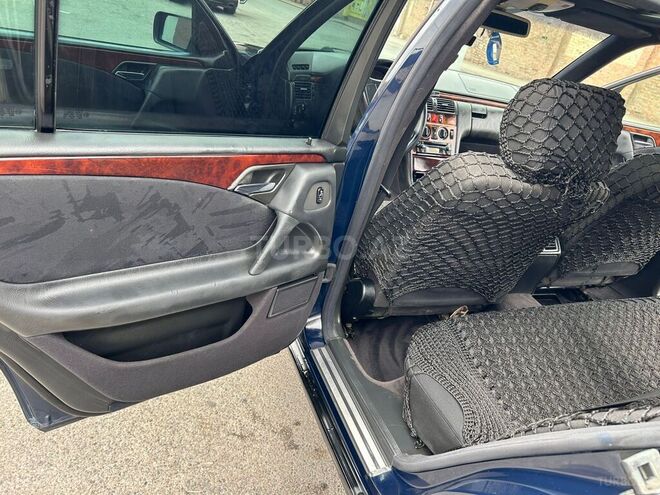 Mercedes E 240 1999, 400,000 km - 2.4 l - Bakı