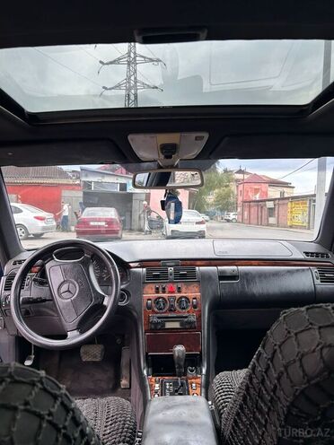 Mercedes E 240 1999, 400,000 km - 2.4 l - Bakı