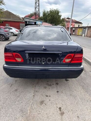 Mercedes E 240 1999, 400,000 km - 2.4 l - Bakı