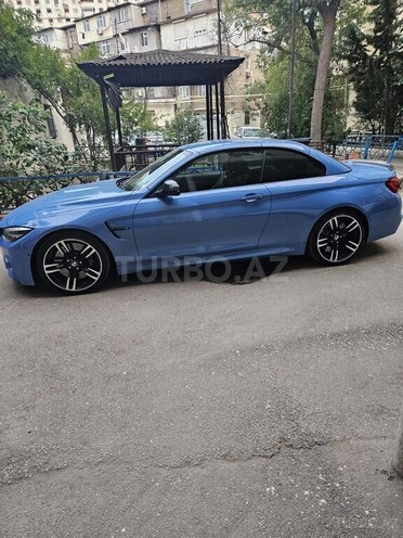 BMW M4-3