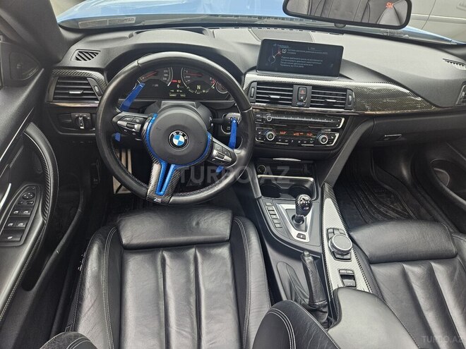 BMW M4-10