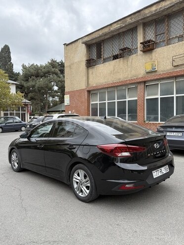 Hyundai Elantra 2018, 93,000 km - 2.0 л - Bakı