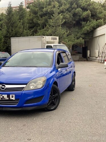 Opel Astra 2009, 230,000 km - 1.3 l - Bakı