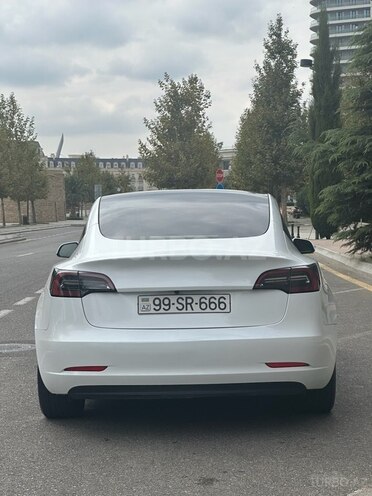 Tesla Model 3 2023, 17,500 km - 0.0 l - Bakı